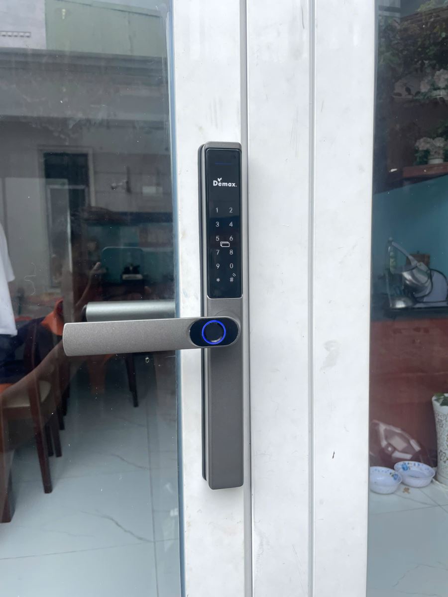EL599 Lux AG ảnh 3