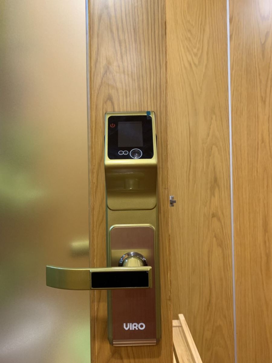 Khóa vân tay Viro VR-F10 Face ID